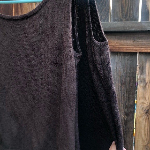 2 St. John tank tops size p - Picture 6 of 10